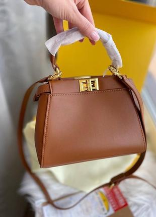 Шикарная кожаная сумка fendi premium6 фото