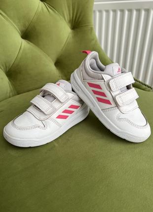 Кросівки adidas для дівчинки 💕