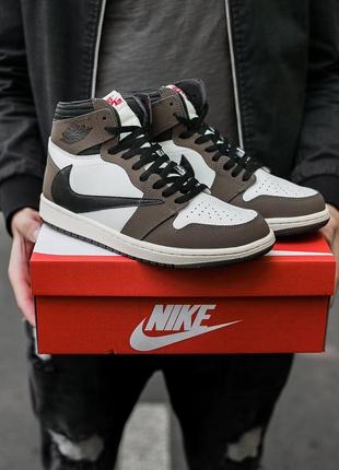 Женские кроссовки nike air jordan 1 retro hight x travis scott2 фото