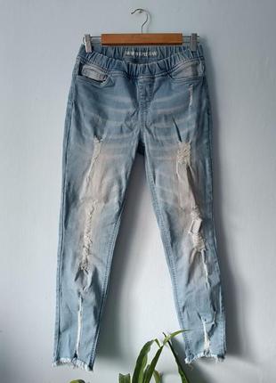 Джинсы брюки на резинке светлые базовые классическая скинни1 фото