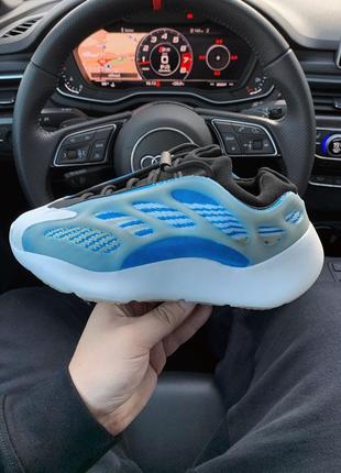 Жіночі кросівки adidas yeezy boost 700 v3 arzareth