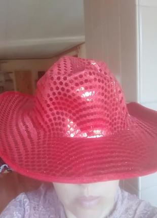 Красная ковбойская шляпа в паетках3 фото