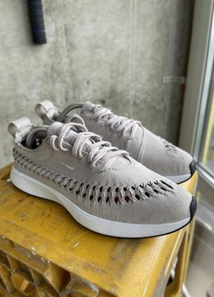 Кроссовки nike w dualtone racer woven  как новые