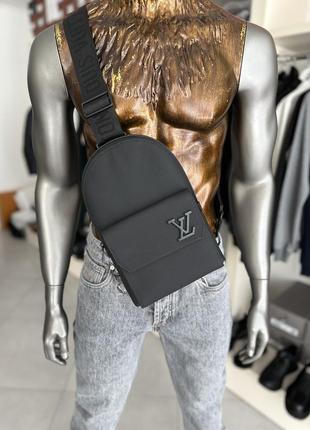 Чоловіча сумка слінг louis vuitton