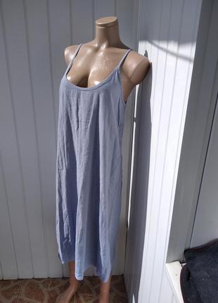 Льняное платье свободного кроя