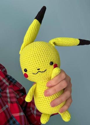 Іграшка ручної роботи - улюбленець дітей та дорослих покемон пікачу