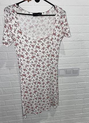 Сукня легка біла в квітковий принт, сукня для дому