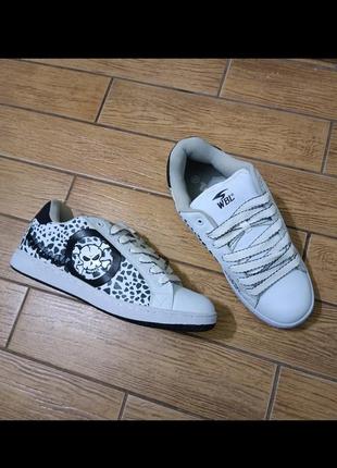 Кроссовки сникерсы wishot black/white дутый язык knu skool suede xl gazelle bold lwst campus adimatic club c bulc adi2000 old кну объемный язычок2 фото