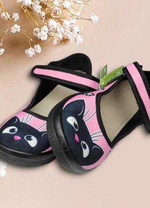 Тапочки, туфли тряпичные  в садик розовые черные кошка для девочки7 фото