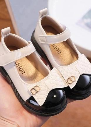 Туфли для девочек маломер