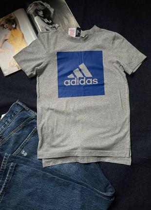 💛розпродаж!!🩵базовая футболка серая от бренда adidas