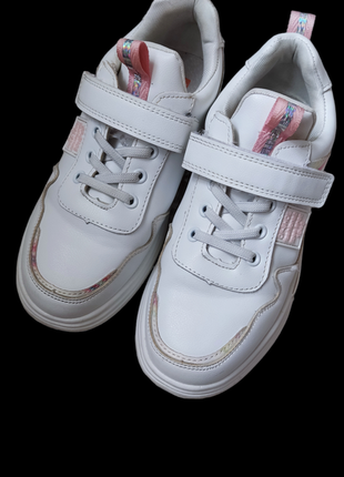 Кросівки 21.5 см устілка в ідеальному стані 👍🏼