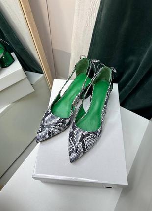 Дизайнерские женские туфли jolie из натуральной кожи2 фото