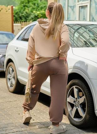 Жіночий якісний спортивний бежевий костюм, кофта худі з капюшоном і штани джогери4 фото
