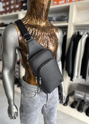 Удобная мужская сумка слинг через плечо louis vuitton2 фото