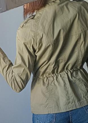 Деми куртка по типу парки хаки vero moda xs/s2 фото