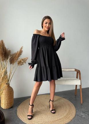 Базовое черное платье до колена миди4 фото