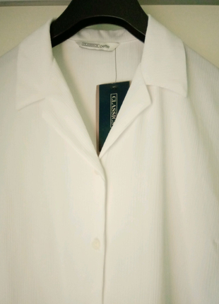 Коротка біла блуза4 фото