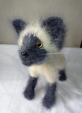 Іграшка кошеня, котик пухнастий, ручної роботи, в'язаний гачком2 фото