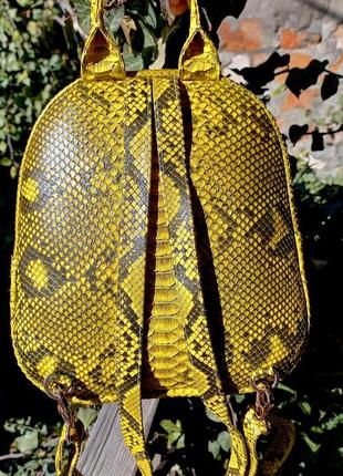 Рюкзак из натуральной кожи королевского питона в наличии2 фото