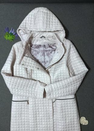 Стеганое пальто от бренда prunel.8 фото