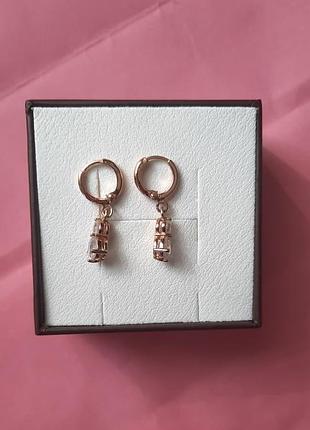 Сережкие из медицинского золота