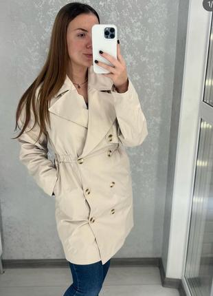 Тренч с резинкой сзади