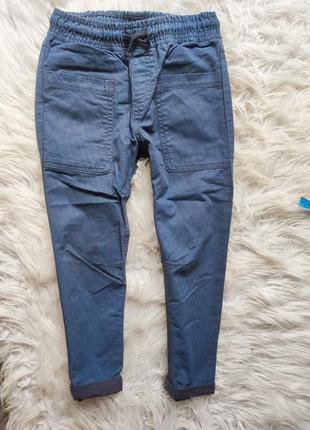 Крутые джинсы джоггеры на рост 98-104см