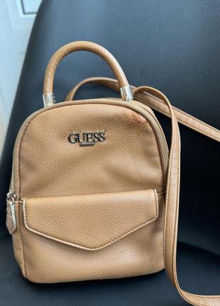 Продаю сумку рюкзак guess