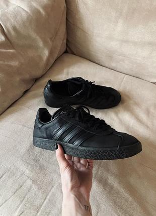 Кросівки adidas gazelle1 фото