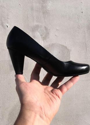 Классические кожаные женские туфли marks & spencer3 фото