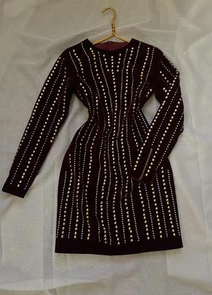 Оксамитоіа сукня , кольору бордо. є невеликий дефект , фото додано.6 фото