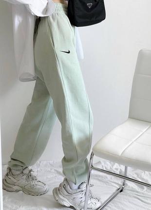 Брюки-джоггеры с лого nike
