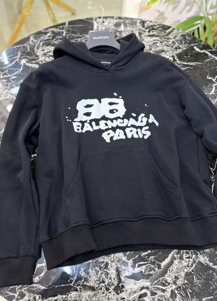 Худи в стиле balenciaga 5