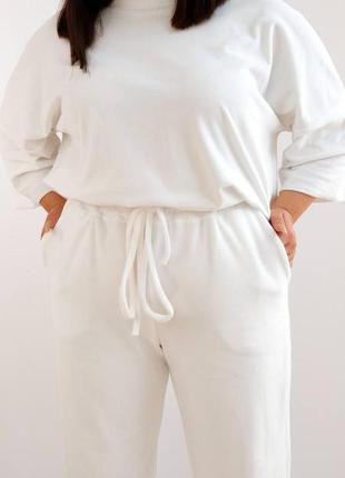 Велюровый костюм футболка с удлиненным рукавом и широкие брюки5 фото