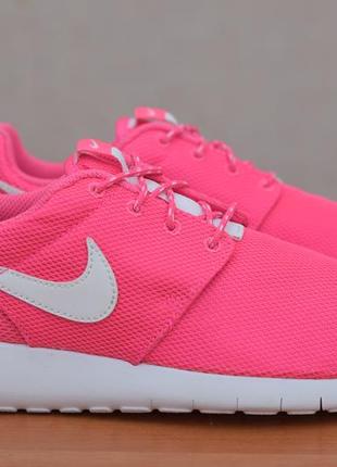 Розовые легкие кроссовки nike roshe run, 38 размер. оригинал