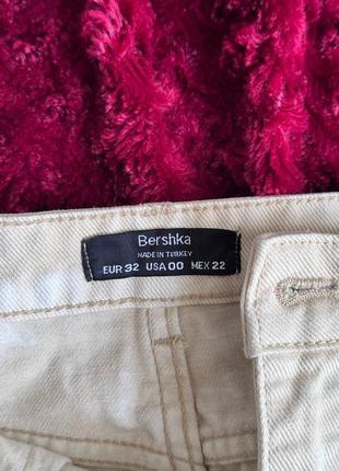 Джинси оверсайз bershka