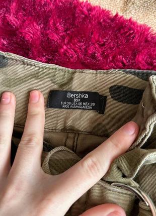 Джинси хакі bershka2 фото