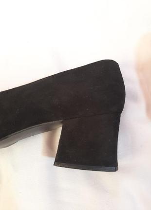 Черные замшевые женские туфли3 фото