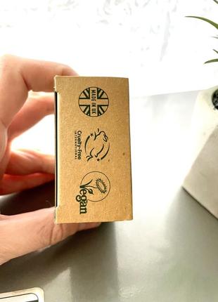 Твердий шампунь для сухого волосся faith in nature shea &amp; argan shampoo bar