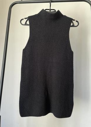 Безрукавка