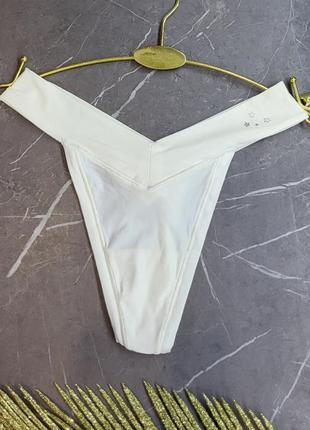 Трусики стрінги американского бренду