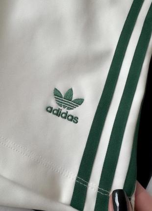 Шорти adidas originals4 фото