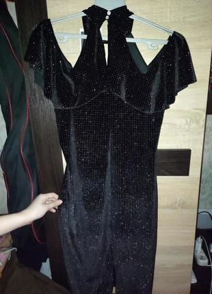 Платье вечернее или на выпуск (черная блестящая украшена стразами)8 фото