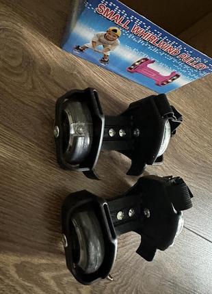 Двухколесные ролики на обувь с подсветкой3 фото