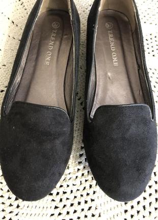 Туфлі, мюлі, балєтки