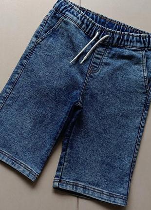 Стрейчевые джинсовые шорты на 10-11 лет1 фото