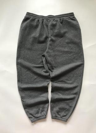 Широкие, базовые спортивные штаны серого цвета, размер xl-xxl3 фото