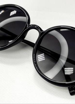 Сонцезахисні окуляри жіночі круглі в пластиковій оправі градієнтного тонування тониньких дужки4 фото