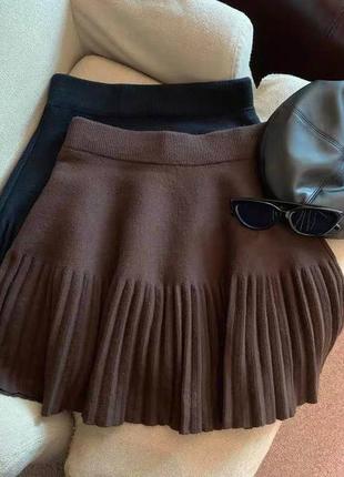 Изящная короткая юбка-плиссе, с эластичной резинкой, на высокой посадке2 фото